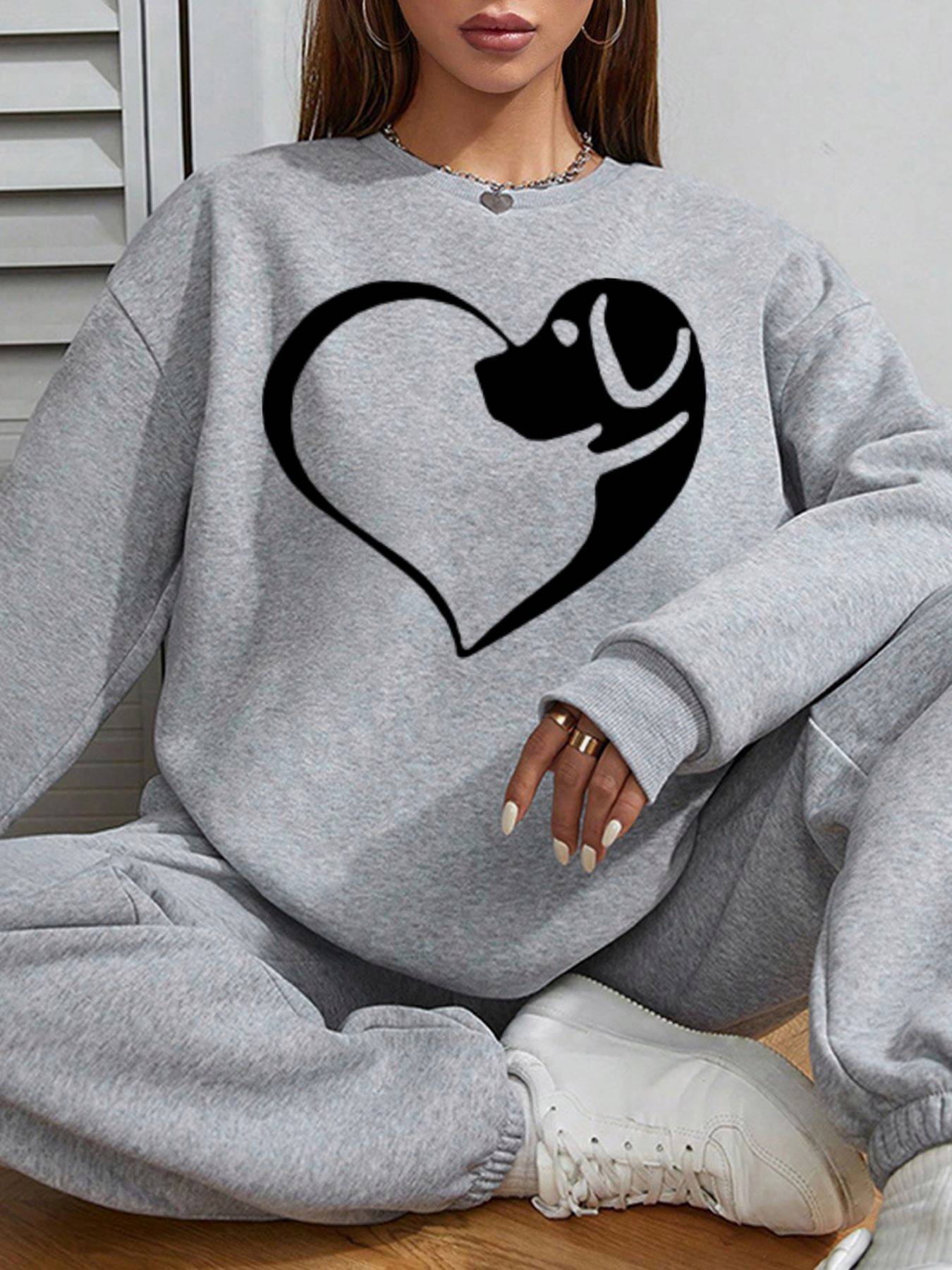 Women's Crew Neck Sweatshirt with Pockets - Comfortable Long Sleeve Top