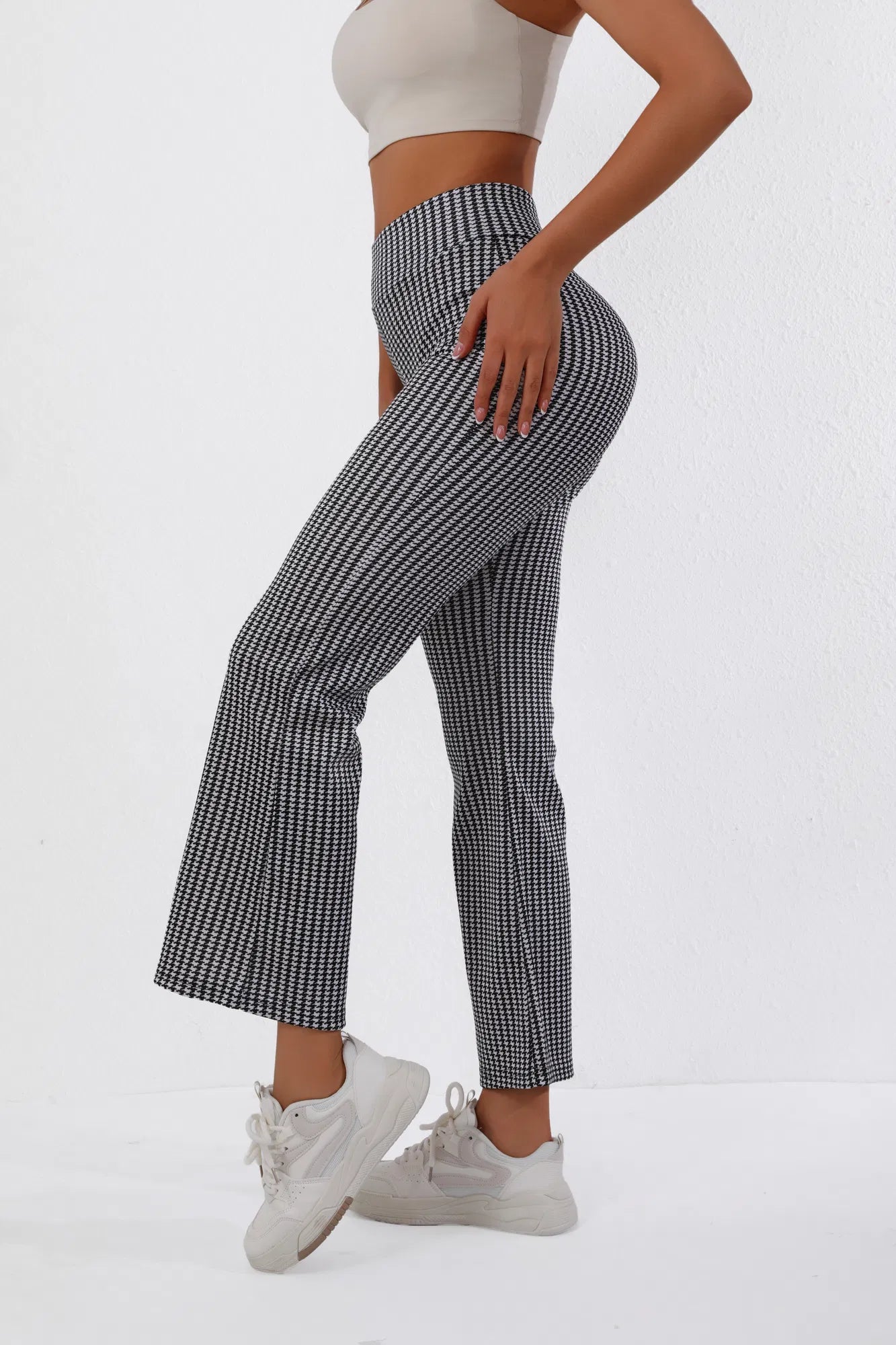 High-Waisted Houndstooth Flare Trousers – Stretch Fit Women's Wide-Leg Pants
