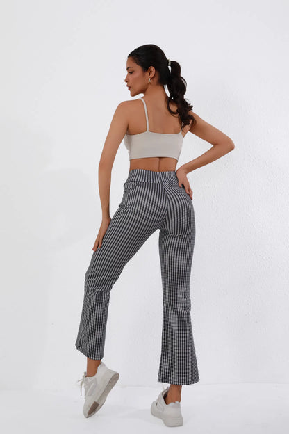 High-Waisted Houndstooth Flare Trousers – Stretch Fit Women's Wide-Leg Pants
